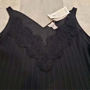 NWT Chico's 2 (12/14) Black Convertible Pleated Lace Tank Top Lined V-Neck